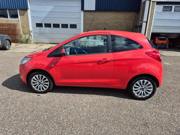 Ford Ka 1.2 Titanium, l.m velgen met michelin banden, Auto's, Ford, Te koop, Ka, ABS, Airbags, Airconditioning, Boordcomputer