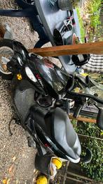 Zwarte scooter - V.Like, Ophalen, Gebruikt, Overige modellen, Maximaal 45 km/u