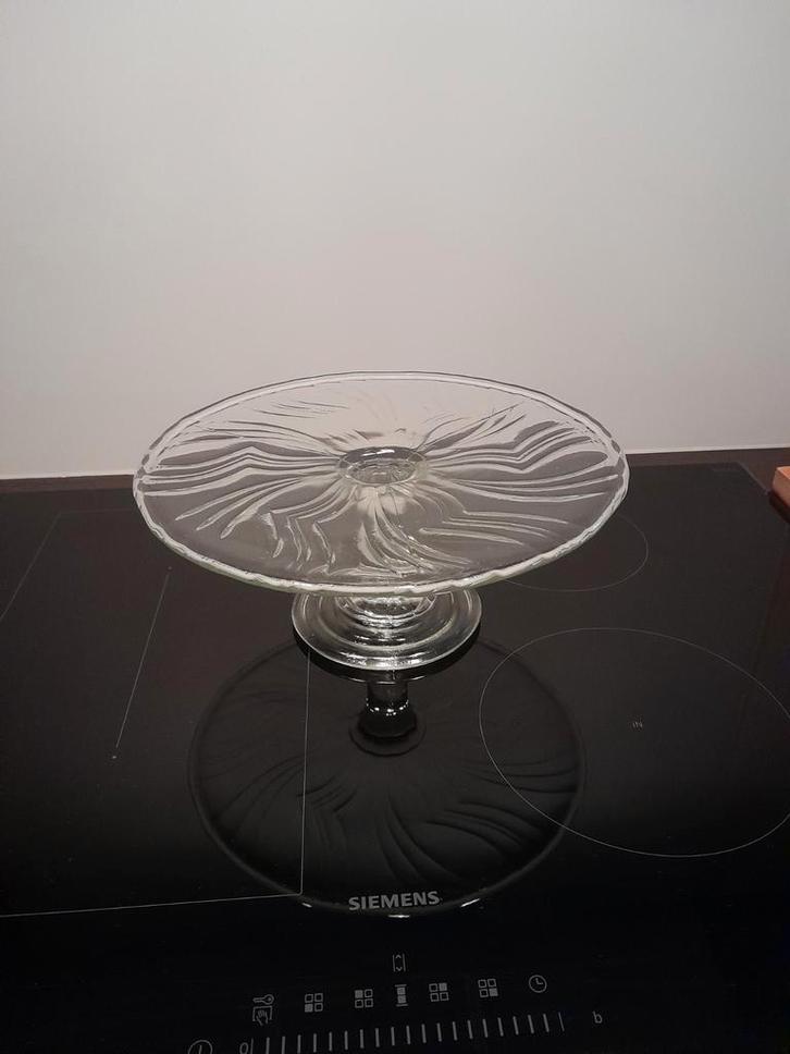 GLAZEN SERVEERSCHAAL op voet Gebaksbord  taartschaal, Huis en Inrichting, Keuken | Servies, Zo goed als nieuw, Schaal of Schalen