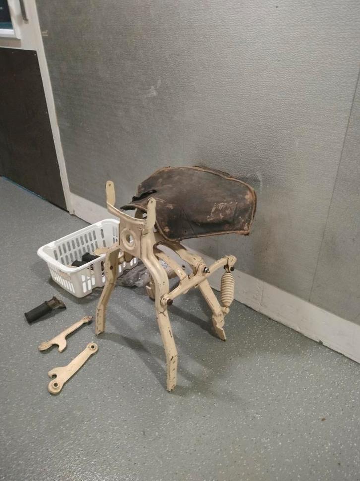 Indian Harley of Engelse motor achterspatbordzadel (1920), Motoren, Onderdelen | Harley-Davidson, Ophalen of Verzenden