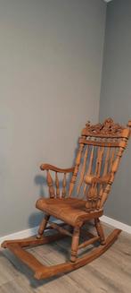 Schommelstoel teak met mooi snijwerk, Ophalen, Bruin, Zo goed als nieuw, Eén