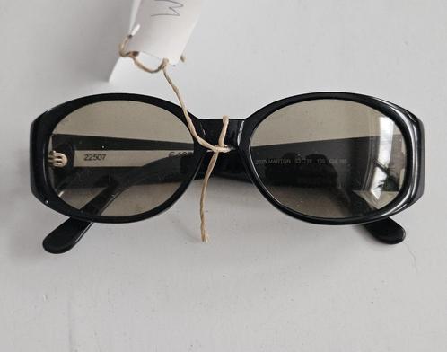 Zonnebril Martijn twv € 139,00 - Nieuw met label en hoes, Sieraden, Tassen en Uiterlijk, Zonnebrillen en Brillen | Dames, Nieuw
