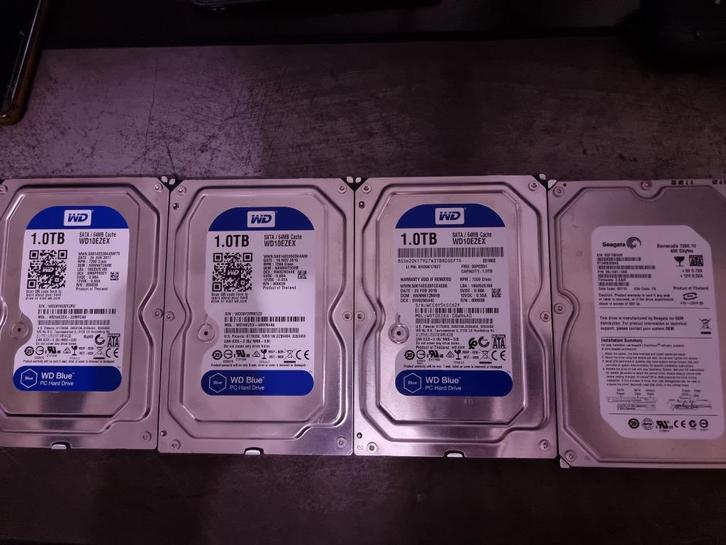 3 TB aan HDDs - 3TB WD Blue + 400GB Seagate Barracuda, Computers en Software, Harde schijven, Gebruikt, Desktop, Intern, HDD, SATA