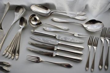 Christofle Versailles lepel vork messen groot klein vismes beschikbaar voor biedingen