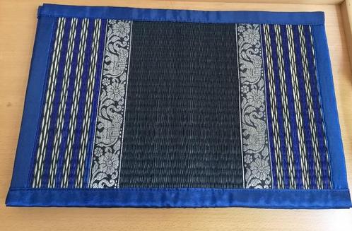 Placemats/ onderleggers nieuw uit Thailand  6 stuks € 15,00, Huis en Inrichting, Woonaccessoires | Onderzetters, Nieuw, Bord, Ophalen of Verzenden