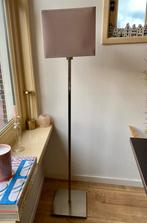 Vloerlamp met beige kap, Ophalen, Zo goed als nieuw, Metaal, 100 tot 150 cm