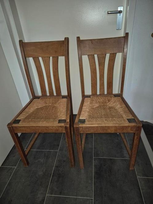 Antieke eetkamerstoelen twee stuks, Antiek en Kunst, Antiek | Meubels | Stoelen en Banken, Ophalen of Verzenden