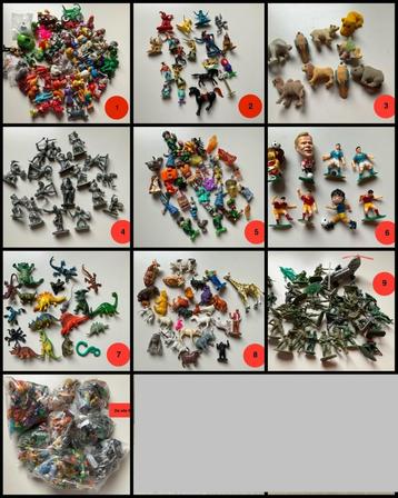 partij vintage poppetjes zie alle foto's beschikbaar voor biedingen