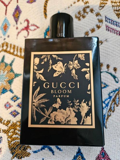 Gucci Bloom 100 ml volle fles, Sieraden, Tassen en Uiterlijk, Uiterlijk | Parfum, Zo goed als nieuw, Ophalen of Verzenden