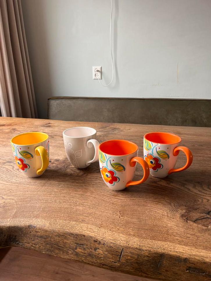 4 XXL Drinkmokken - Theeleut, Huis en Inrichting, Keuken | Servies, Gebruikt, Kop(pen) en/of Schotel(s), Overige stijlen, Keramiek