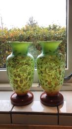 2 antieke opaline vaasjes, Antiek en Kunst, Ophalen of Verzenden