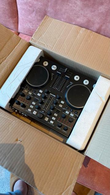 Envivo ENV-1255 DJ Controller - Perfect voor beginners! beschikbaar voor biedingen
