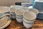Compleet Arzberg porseleinen servies jaren 90 ca 60 delig, Ophalen