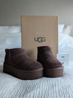 UGG Classic Ultra Mini Platform dark brown-donkerbruin 37, Kleding | Dames, Schoenen, UGG, Bruin, Ophalen of Verzenden, Zo goed als nieuw