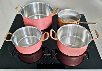 Vintage Koperen Pannenset met messing handvaten. beschikbaar voor biedingen