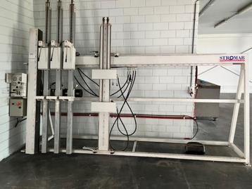 SCM verticale paneelzaag beschikbaar voor biedingen