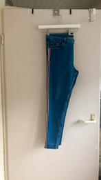 Denim jeans stretch met striping aan de zijkanten  mt 44, Kleding | Dames, Spijkerbroeken en Jeans, W33 - W36 (confectie 42/44)