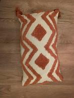 Kussen hema, Huis en Inrichting, Woonaccessoires | Kussens, Ophalen, Zo goed als nieuw, Beige, Rechthoekig