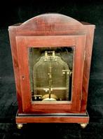 Engelse kleine bracket ,mahonie kastje., Antiek en Kunst, Antiek | Klokken, Ophalen of Verzenden