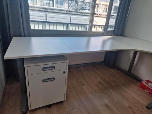 Ikea Galant bureau, groot, hoekbureau, Huis en Inrichting, Bureaus, Gebruikt, In hoogte verstelbaar, Ophalen