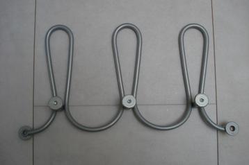 zgan mooie aparte wand kapstok metaal 37 x 20 cm  beschikbaar voor biedingen