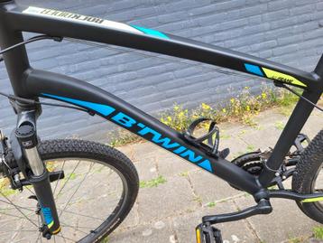 B twin rockrijder 26 inch met 3x7 versnellingen  beschikbaar voor biedingen
