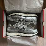 P6000 silver, Kleding | Heren, Schoenen, Overige kleuren, Nike, Nieuw, Ophalen of Verzenden