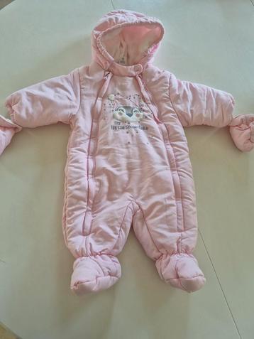 Babypak, met afneembare wanten.Nagenoeg nieuw! beschikbaar voor biedingen