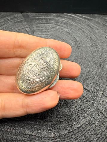 Zilveren Pillendoosje Ovaal - 800 Zilver beschikbaar voor biedingen