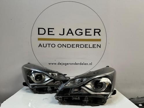 TOYOTA YARIS 3 FACELIFT KOPLAMP SET LINKS EN RECHTS 2014-, Auto-onderdelen, Verlichting, Toyota, Gebruikt, Ophalen of Verzenden