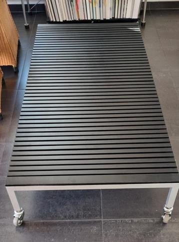 lage uitschuifbare salontafel beschikbaar voor biedingen