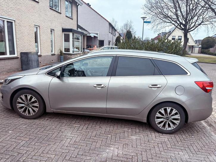 Topstaat NL Kia Ceed 1.6 Sportswagon weinig km 90D Historie✅, Auto's, Kia, Particulier, (Pro) Cee d, Benzine, D, Stationwagon