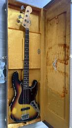 Fender jazz CS 1961 Heavy Relic, Muziek en Instrumenten, Ophalen of Verzenden, Zo goed als nieuw, Elektrisch