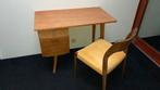 Bureau vintage (uit Denemarken), Huis en Inrichting, Bureaus, Ophalen, Zo goed als nieuw
