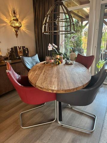 Eetkamerstoelen 4 beschikbaar voor biedingen
