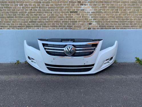 voorbumper volkswagen Tiguan 2007 tot 2010 wit bumper, Auto-onderdelen, Carrosserie en Plaatwerk, Bumper, Volkswagen, Voor, Gebruikt