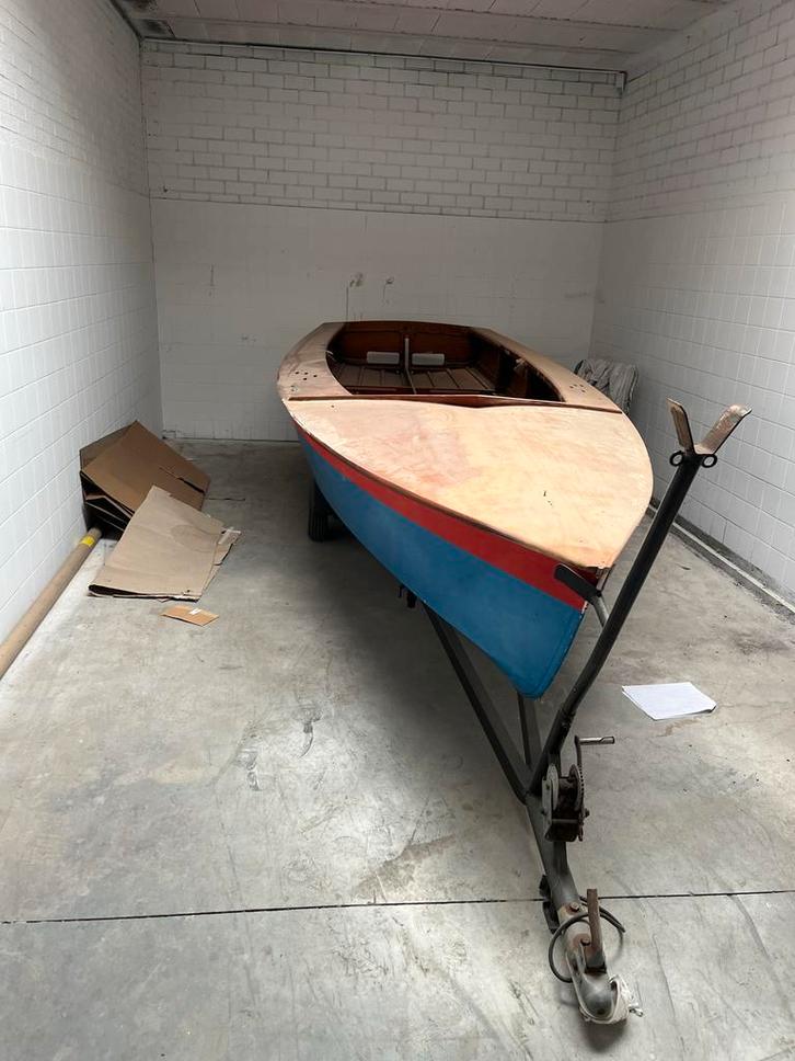 Zeilboot opknapper project (type schakelboot), Watersport en Boten, Zeilen en Zeiltoebehoren, Gebruikt, Minder dan 15 m², Ophalen