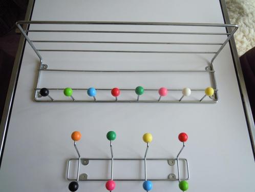 2 Spoetnik kinderkapstokken, Huis en Inrichting, Woonaccessoires | Kapstokken, Zo goed als nieuw, Wandkapstok, Minder dan 100 cm