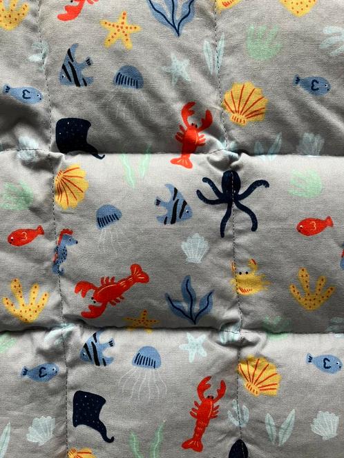 Verkoelend kussen , warmtekussen. Grijs + schelpen , vissen, Kinderen en Baby's, Kinderkamer | Beddengoed, Nieuw, Kussen, Jongetje of Meisje