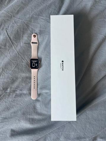 Apple Watch Series 3 GPS 38 mm - Aluminium Roze beschikbaar voor biedingen
