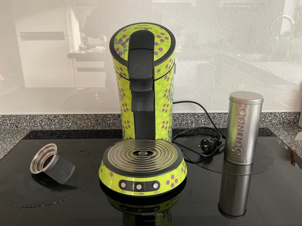 Vrolijk Senseo koffiezetapparaat. Mooi Design, Witgoed en Apparatuur, Koffiezetapparaten, Gebruikt, Koffiepads en cups, Koffiemachine