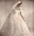 Gezocht vintage trouwjurk, Ophalen of Verzenden, Gedragen, Wit, Trouwjurk