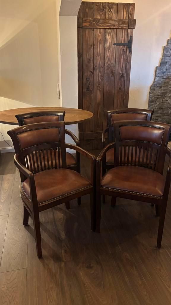 Set van 4 klassieke houten stoelen – leer en hout, Huis en Inrichting, Stoelen, Gebruikt, Vijf, Zes of meer stoelen, Leer, Bruin