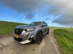 Peugeot 2008 1.5 Bluehdi 130pk Eat8 2021 Grijs, Auto's, Peugeot, Leder en Stof, 1200 kg, Diesel, Zilver of Grijs