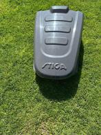 Stiga garage voor robotmaaier M 3, 5 of 7 als nieuw, Tuin en Terras, Robotmaaiers, Ophalen of Verzenden, Zo goed als nieuw