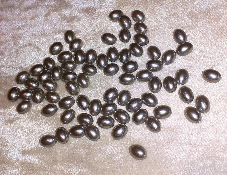 lot kralen +- 70 zilveren parels met speciale glans, Hobby en Vrije tijd, Kralen en Sieraden maken, Nieuw, Kraal, Verzenden