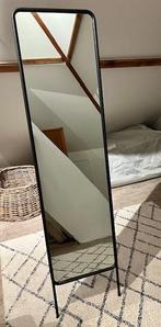 Passpiegel, 130 x 30. Zwart, slank model, staand of hangend, Huis en Inrichting, Woonaccessoires | Spiegels, Ophalen, Zo goed als nieuw
