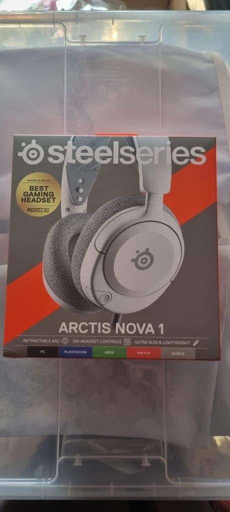 TK: Steelsereis Arctis Nova 1 Headset., Computers en Software, Headsets, Nieuw, Over-ear, Draadloos, Gaming headset, Inklapbare microfoon