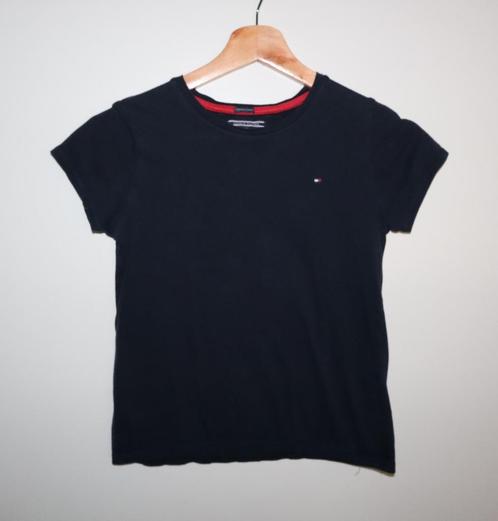 Donkerblauw Tommy Hilfiger shirtje maat 140, Kinderen en Baby's, Kinderkleding | Maat 140, Zo goed als nieuw, Jongen of Meisje