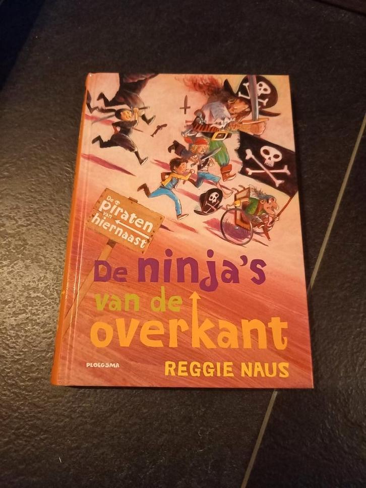 Reggie Naus - De ninja's van de overkant, Boeken, Kinderboeken | Jeugd | onder 10 jaar, Zo goed als nieuw, Fictie algemeen, Ophalen of Verzenden